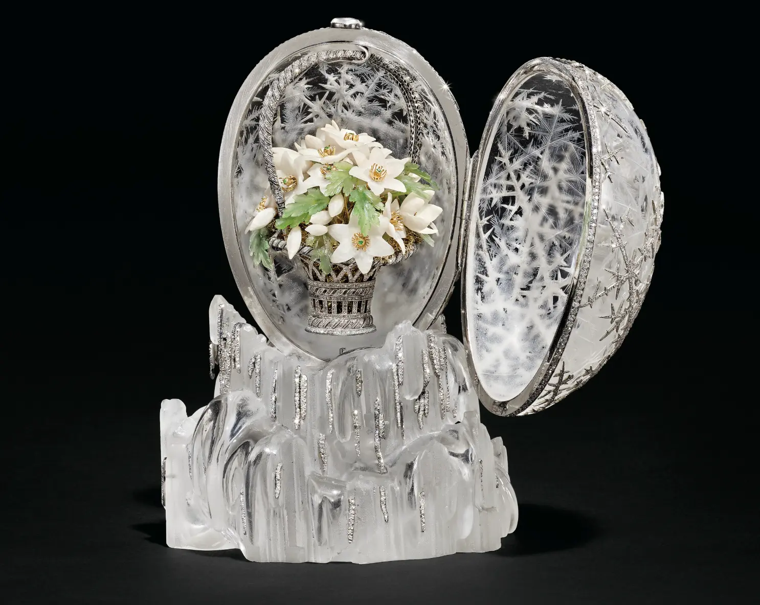 Fabergé's “Winter Egg” as presented in Christie's catalog Fabergé's “Winter Egg” as presented in Christie's catalog